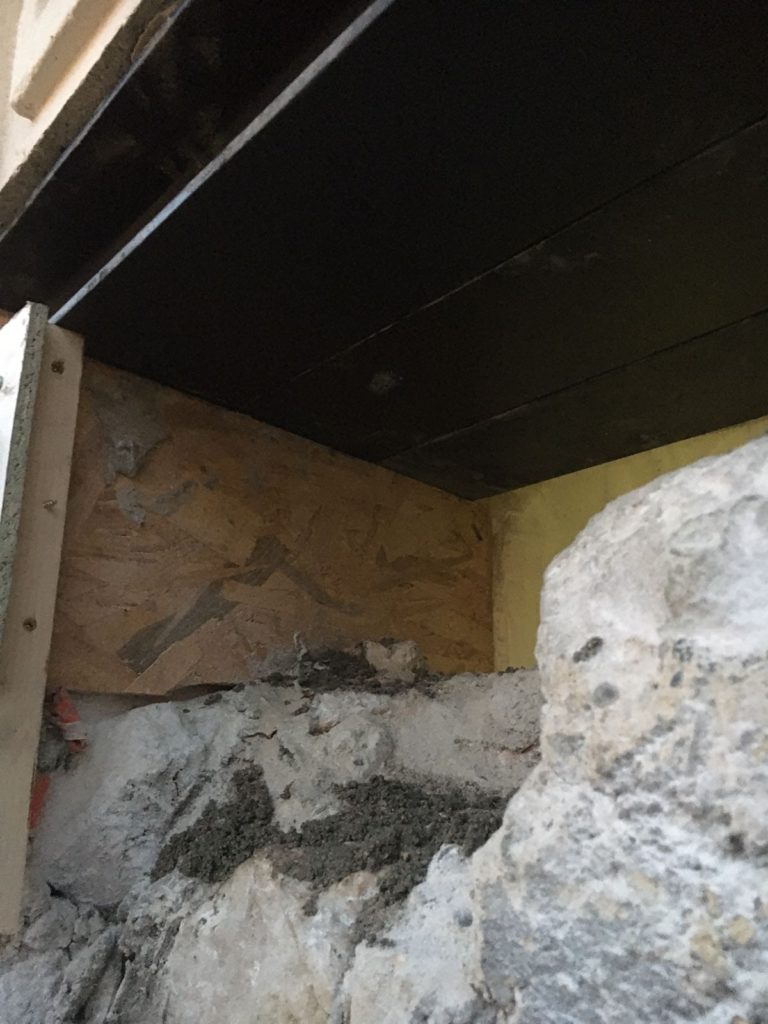 Ouverture d’un mur de façade pour la création d’une baie pour la fenêtre à Nice - Murs porteurs